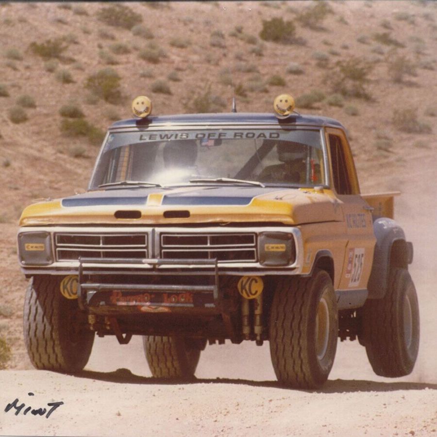 KC HILITES | Cover; Retro 6" Vinyl Yellow w/ Black KC Soft (pr) (5101)