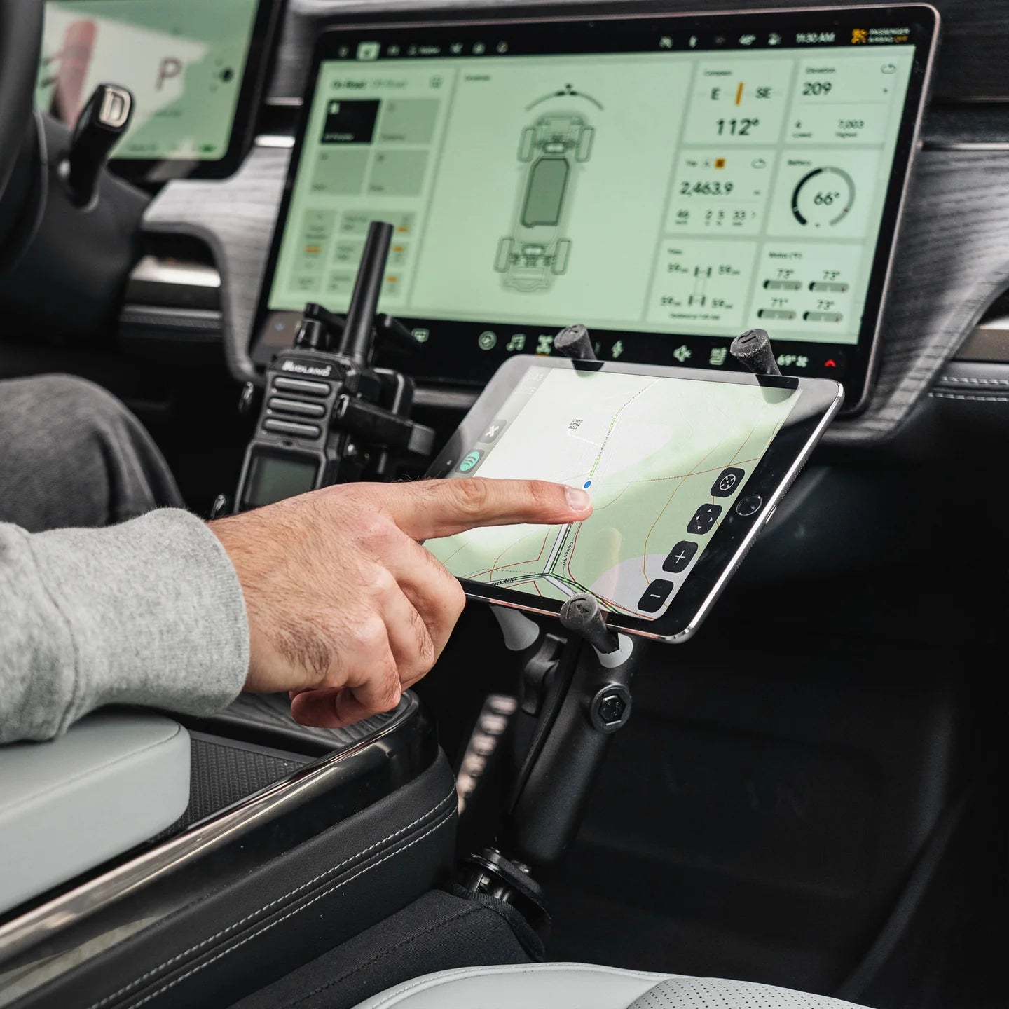 RAM MOUNTS | RAM X-Grip Universal Holder for 7"-8" Tablets with Ball - B Size