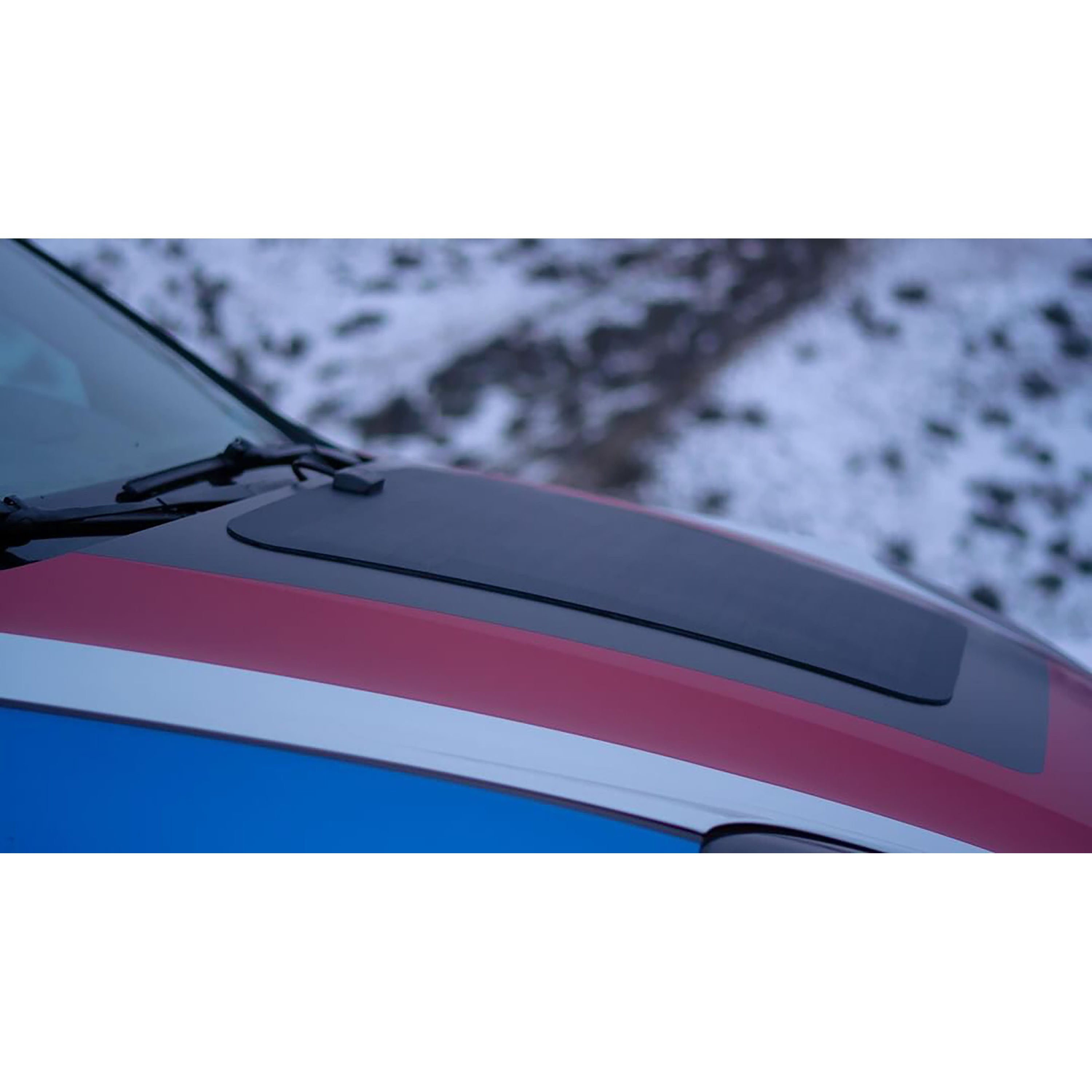 CASCADIA 4X4 | Porsche Cayenne 2003-2017 VSS System 65 Watt Hood Solar Panel