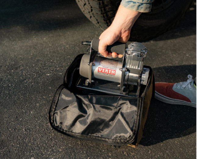VIAIR | 300P RVS Portable Compressor (30034)