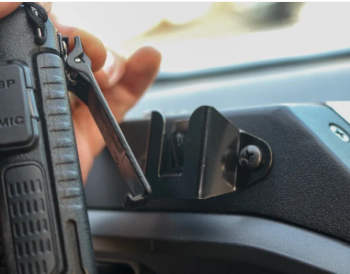 EXPEDITION ESSENTIALS | CB Mic and Handheld Radio Holder