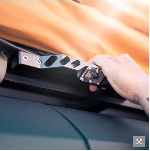 HERETIC STUDIO | Roof Rack Handle W/ Dome Light (Pair)