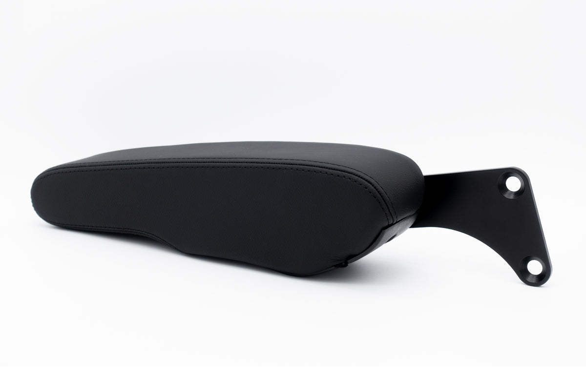 SCHEEL-MANN | Leatherette Armrest
