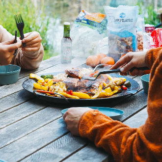 IGNIK OUTDOORS | Skullet Cast-Iron Skillet