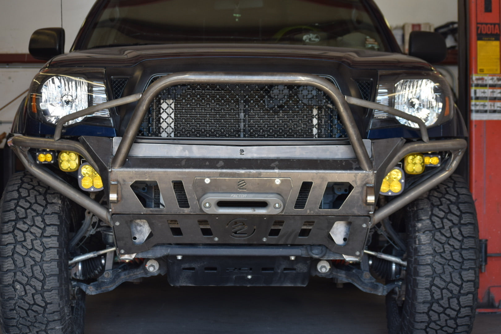 LIL B's FABRICATION | Tacoma 2nd Gen 2005-2011 Hybrid Front Bumper