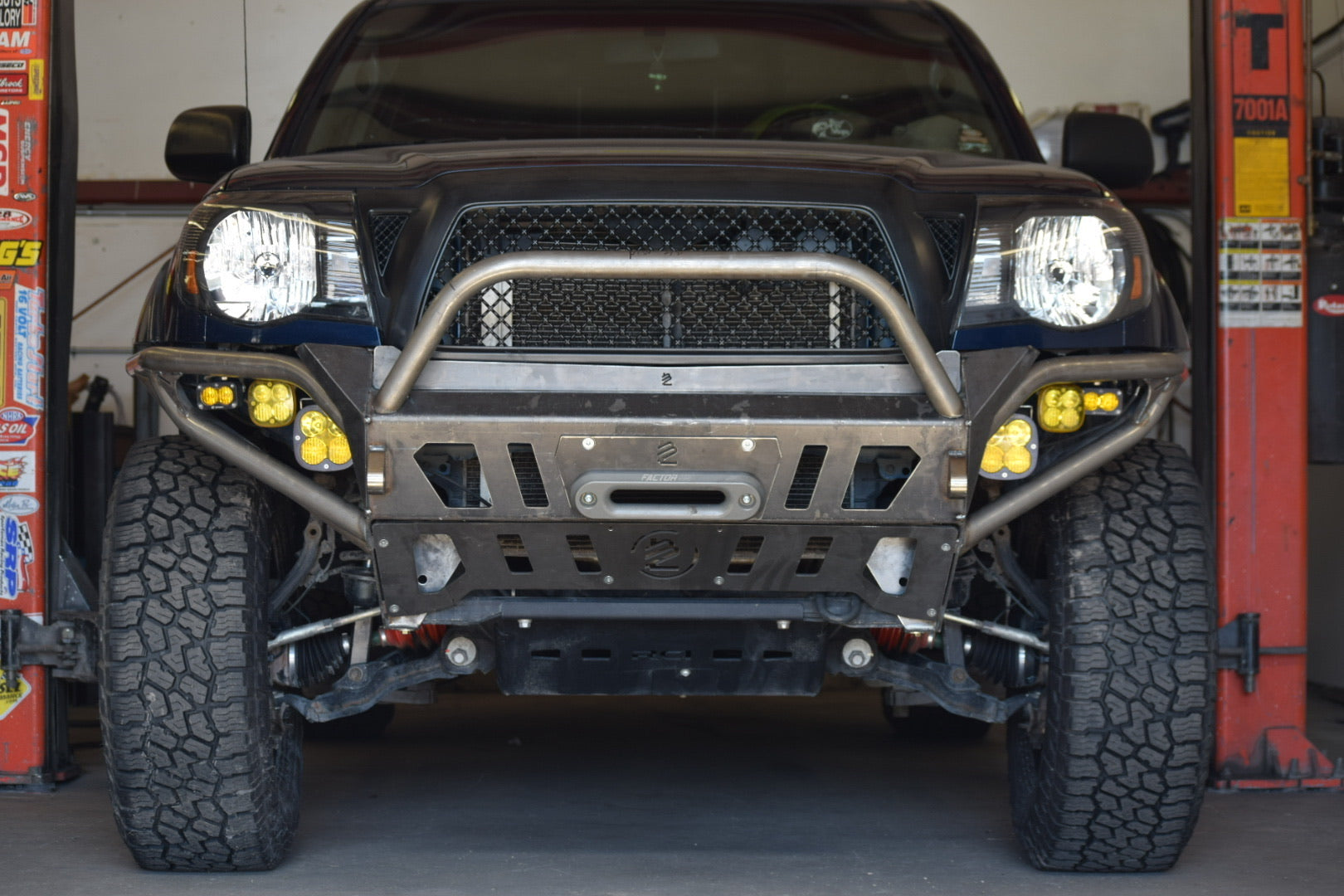 LIL B's FABRICATION | Tacoma 2nd Gen 2005-2011 Hybrid Front Bumper