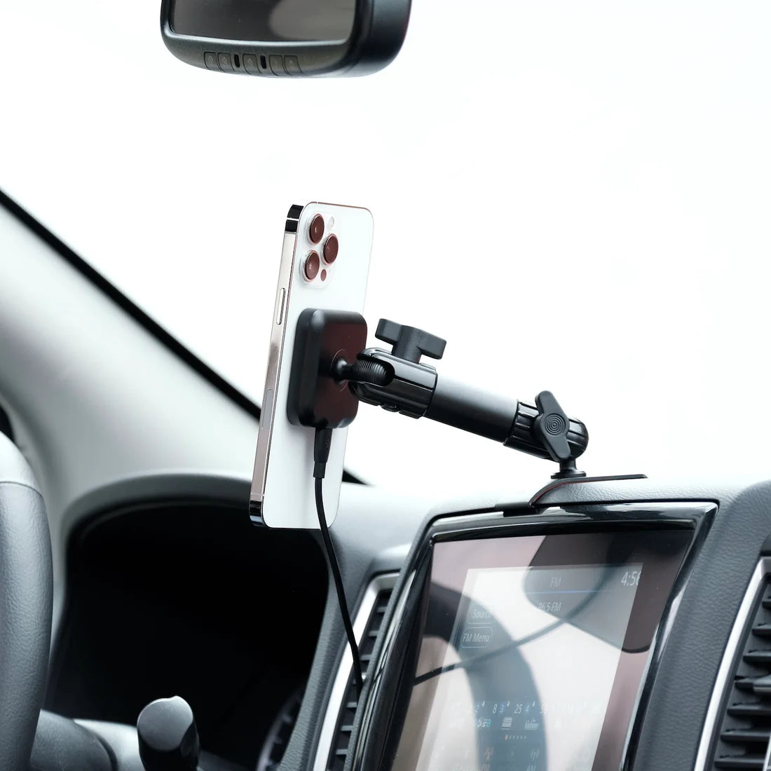 OFFROAM | Nissan Frontier 2022-2024 Magnetic Qi2 Charging Phone Mount, Dashboard Top