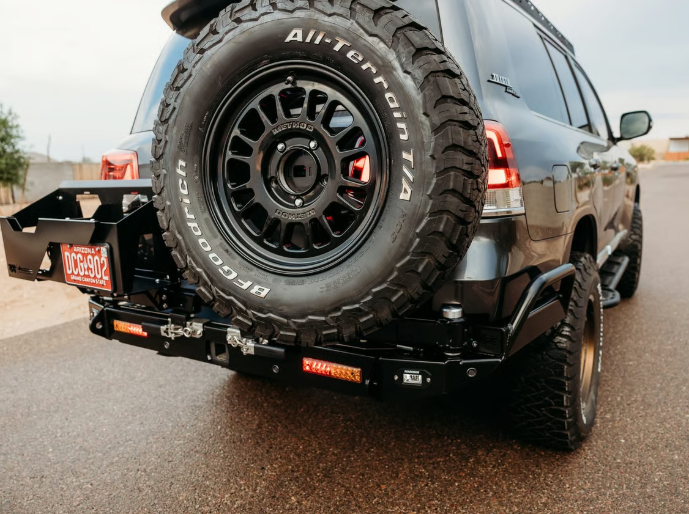 THE CRUISER COMPANY | Land Cruiser 200 Series (2008-2021) High Clearance Rear Bumper With Quarter Panel Hoops (TCC-200-RB)