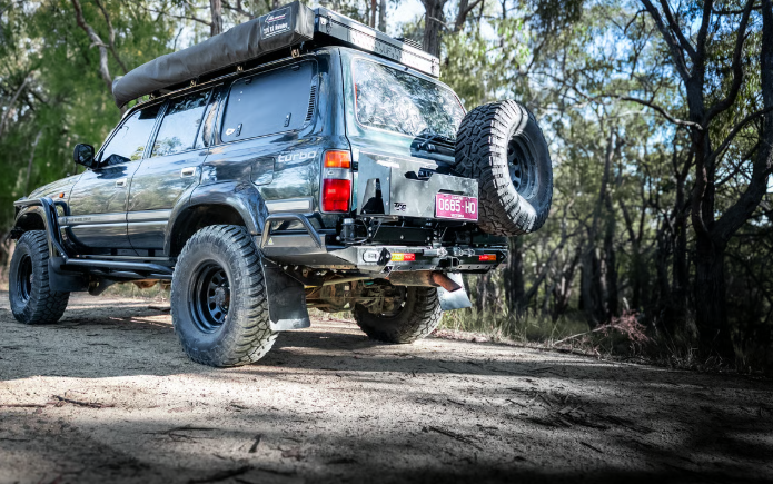 THE CRUISER COMPANY | Land Cruiser 80 Series (1991-1997) High Clearance Rear Bumper With Integrated Tow Hitch (TCC-80-RB-TOW)