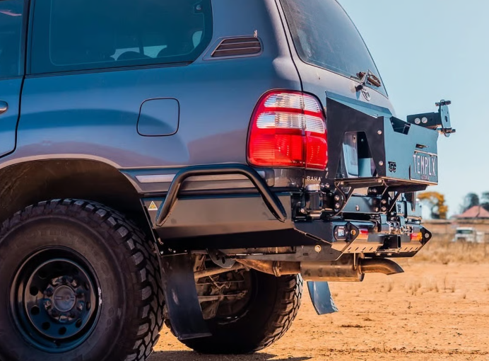 THE CRUISER COMPANY | Land Cruiser 100 Series (1998-2007) High Clearance Rear Bumper With Tow Hitch (TCC-100-RB-TOW)