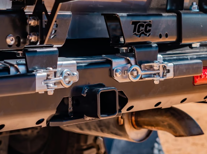 THE CRUISER COMPANY | Land Cruiser 100 Series (1998-2007) High Clearance Rear Bumper With Tow Hitch (TCC-100-RB-TOW)