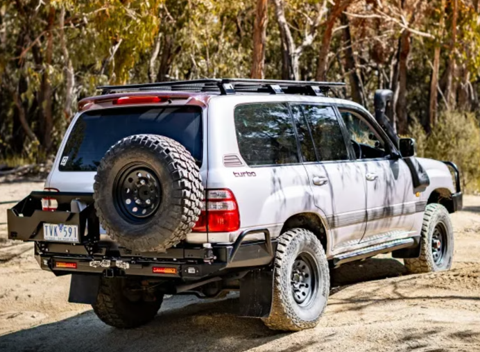 THE CRUISER COMPANY | Land Cruiser 100 Series (1998-2007) High Clearance Rear Bumper With Tow Hitch (TCC-100-RB-TOW)