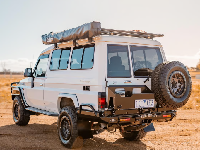 THE CRUISER COMPANY | Land Cruiser 75/78 Series High Clearance Rear Bumper With Tow Hitch (TCC-78-RB-TOW)