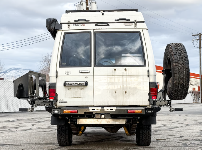 THE CRUISER COMPANY | Land Cruiser 75/78 Series High Clearance Rear Bumper With Tow Hitch (TCC-78-RB-TOW)