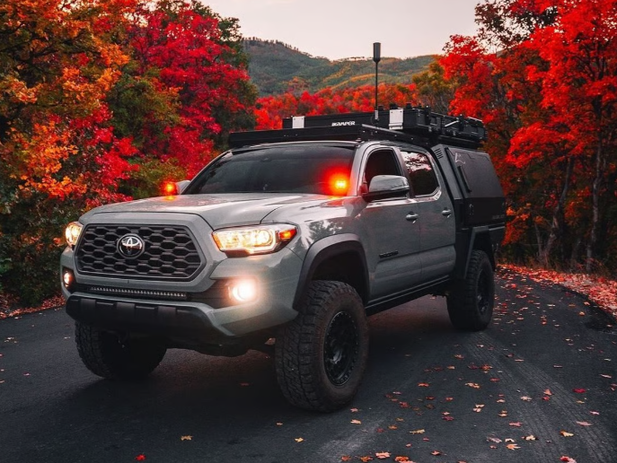 ALUBLACK | Tacoma 3rd Gen (2016 - Present) & Tundra 3rd Gen (2022 - 2024) Flatbed Tray And Canopy