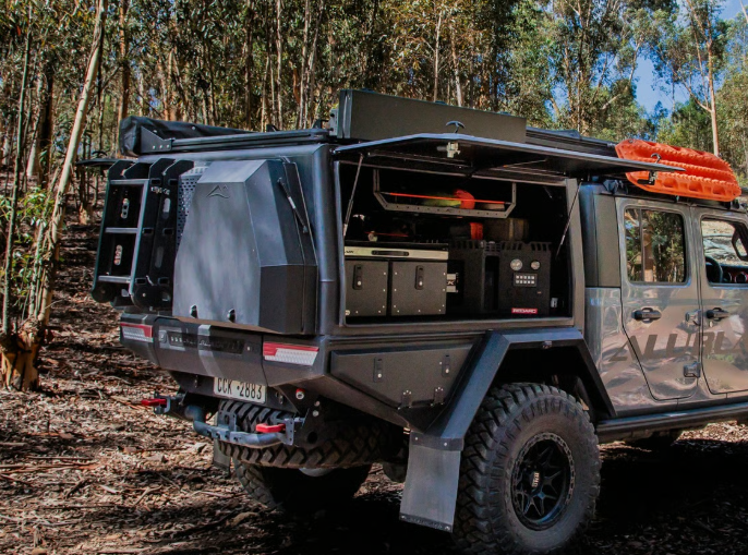 ALUBLACK | Tacoma 3rd Gen (2016 - Present) & Tundra 3rd Gen (2022 - 2024) Flatbed Tray And Canopy