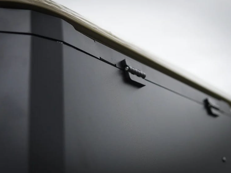 THE CRUISER COMPANY | Land Cruiser 76 Series Lift Up Gullwing Window (LC76-WINDOW)