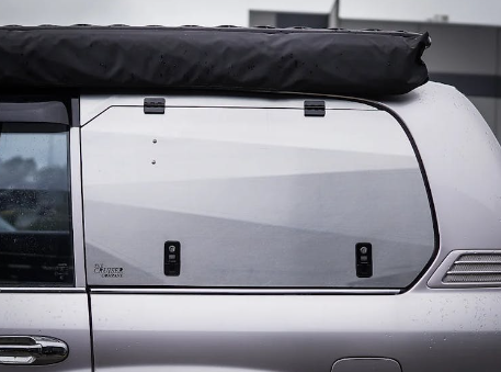 THE CRUISER COMPANY | Land Cruiser 100 & 105 Series Lift Up Gullwing Windows (LC100/105-WINDOW)