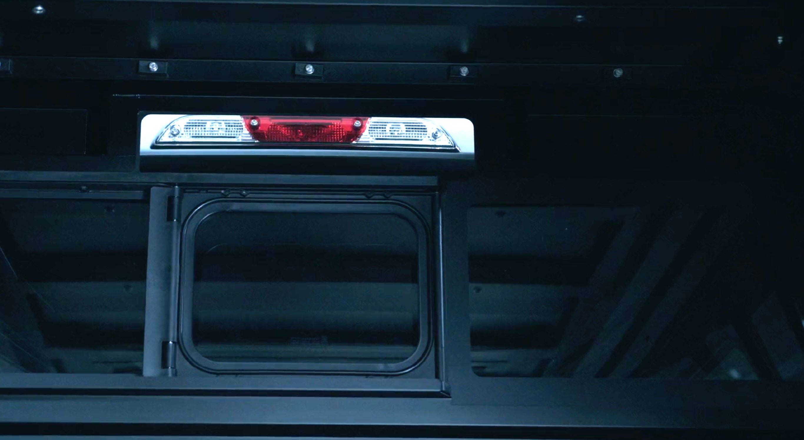 SMARTCAP | Chevrolet Colorado & GMC Canyon (2023-26) EVO Sport (EV0113-MB)