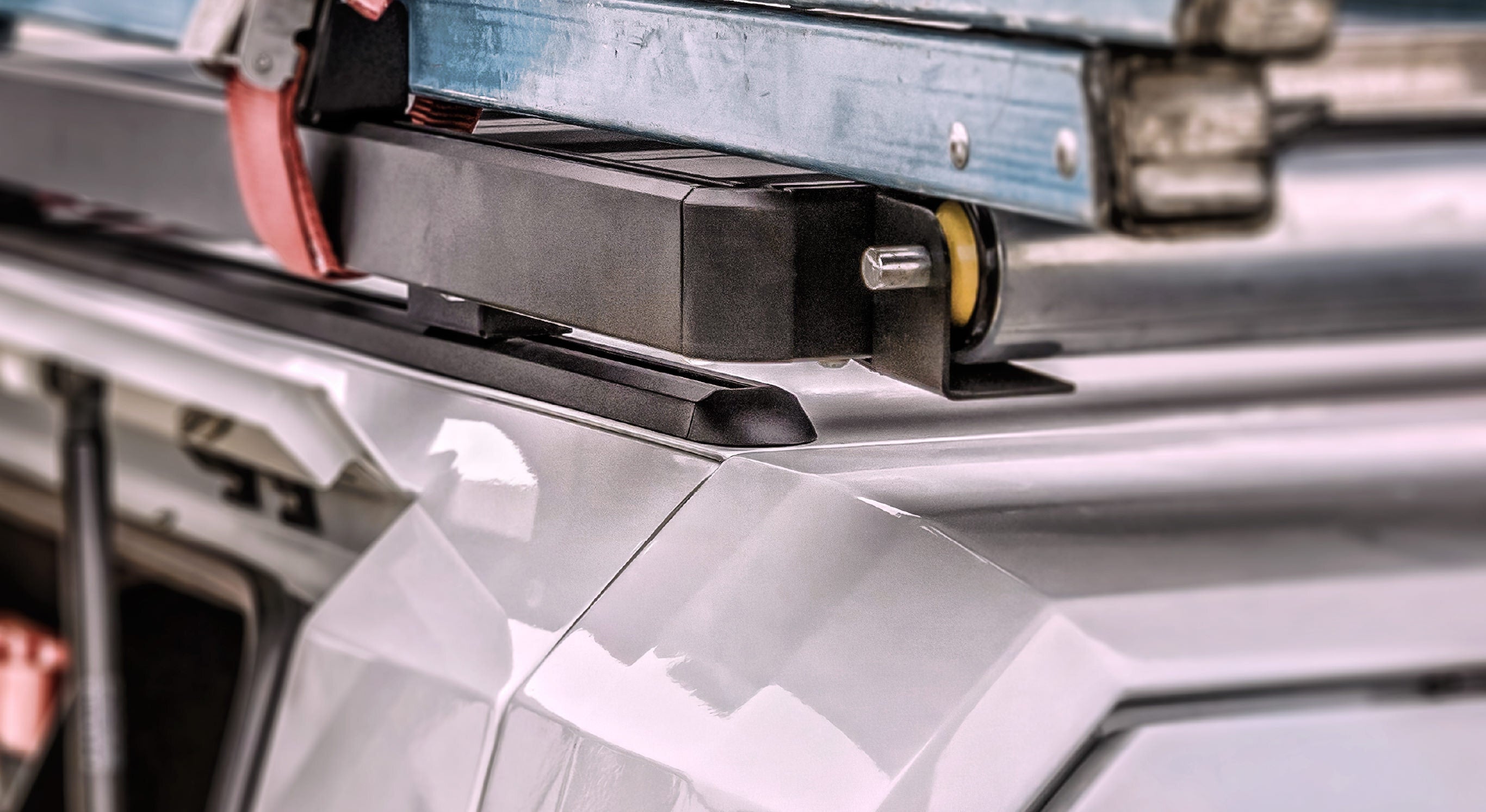 SMARTCAP | Ford F-150 (2021-26) EVOc Commercial (EC0318-WH)