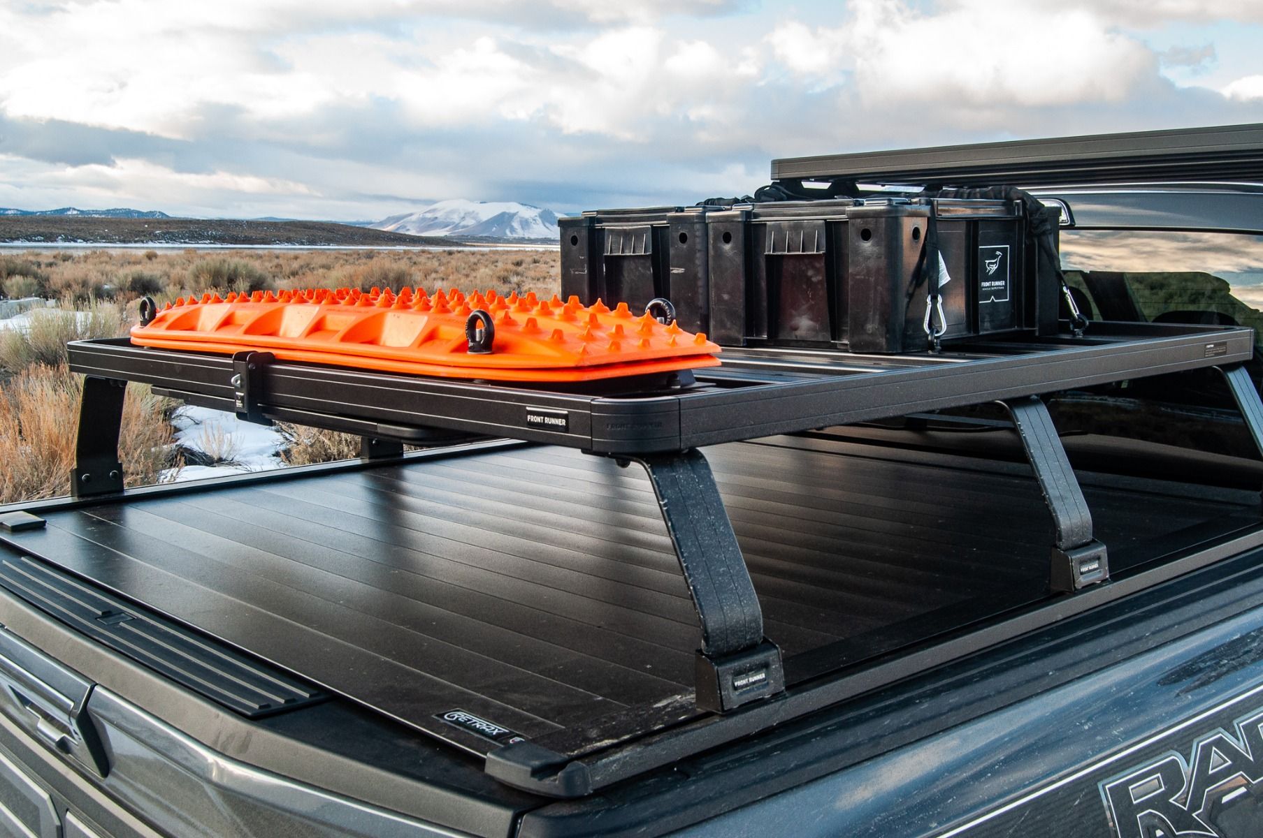 FRONT RUNNER | Recovery Device Mounting Kit (RRAC147)