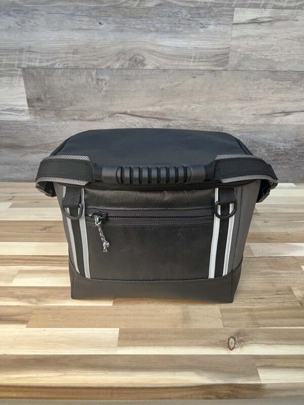 LAST US BAG | Grubbox Cooler