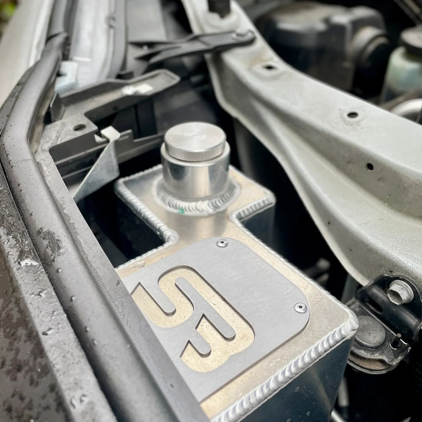 LIL B's FABRICATION | Lexus GX 460 (2014 - Present) Aluminum Washer Fluid Relocation Reservoir