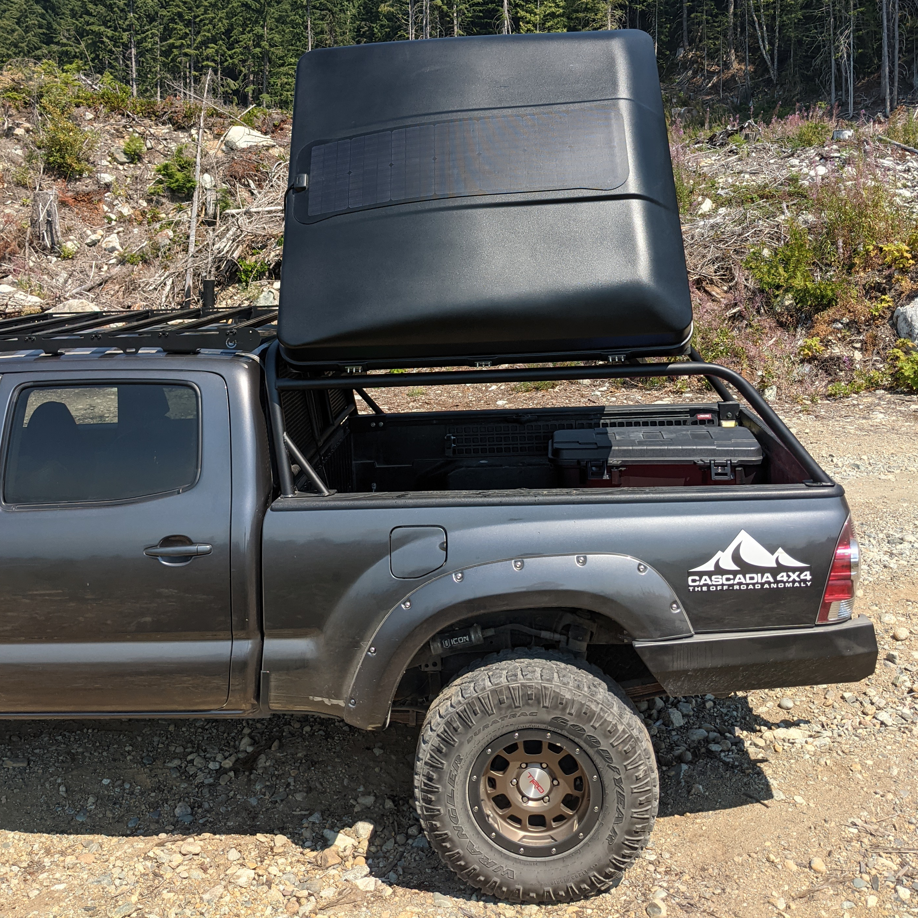 ikamper skycamp mini cascadia 4x4 vss system roof solar panel