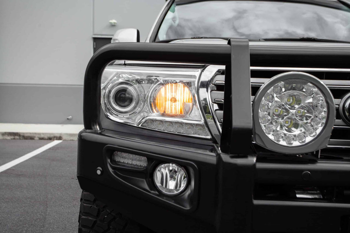 DOBINSONS | Land Cruiser 200 Series (2008-2015) 4x4 Classic Deluxe Bullbar (BU59-3696)