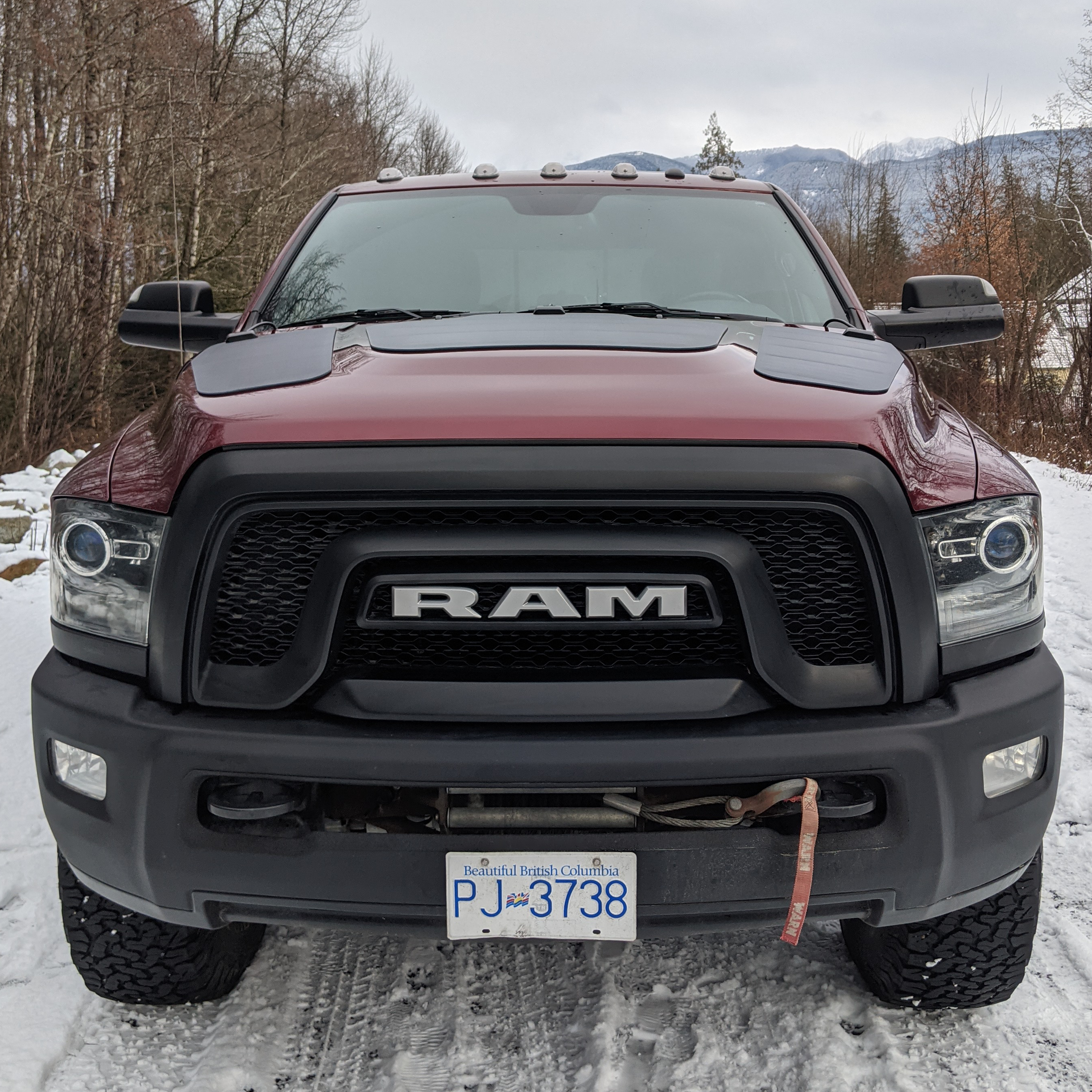 CASCADIA 4X4 | Ram HD 4th Gen 2010-2018 VSS System 35 Watt Hood Solar Panel triple