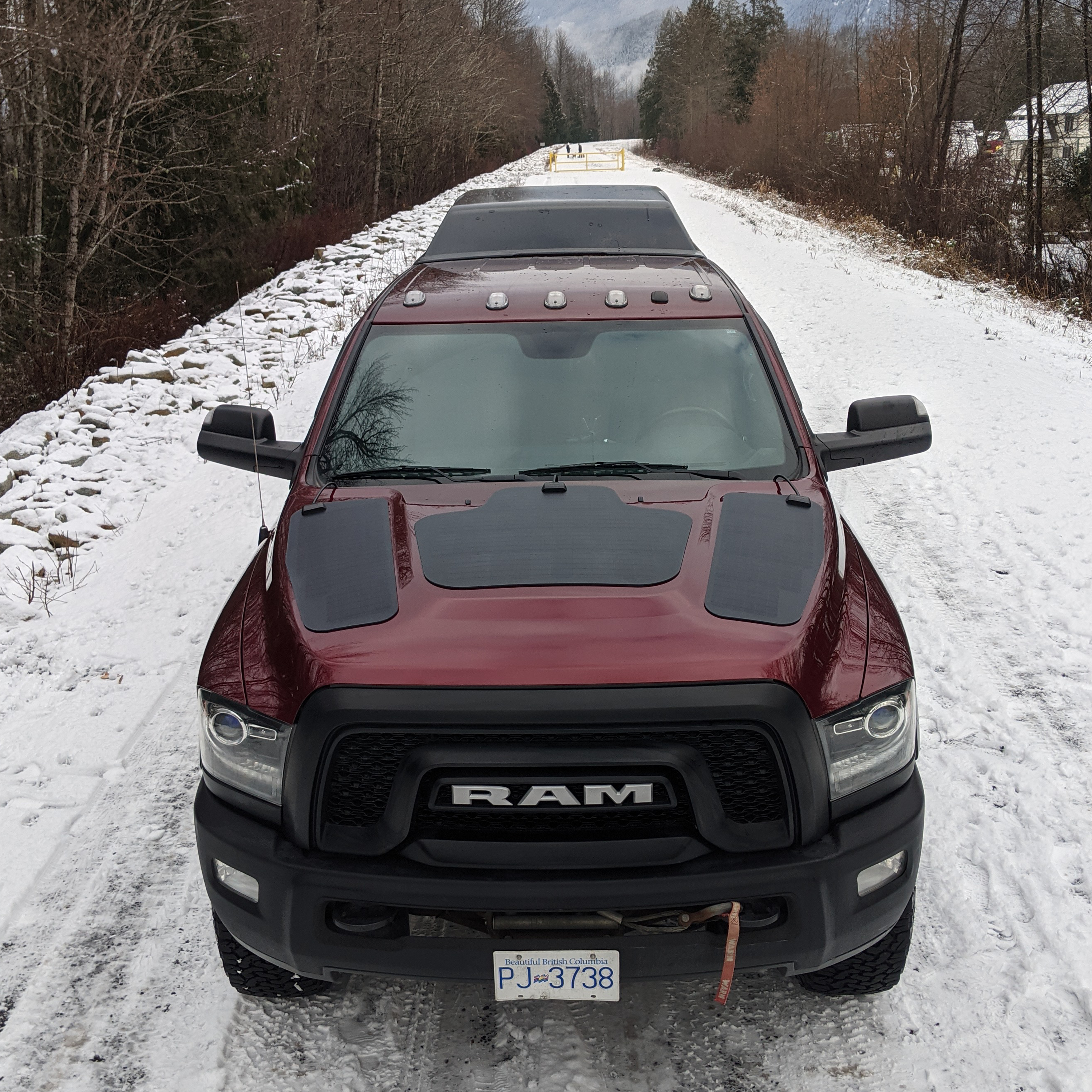 CASCADIA 4X4 | Ram HD 4th Gen 2010-2018 VSS System 35 Watt Hood Solar Panel triple
