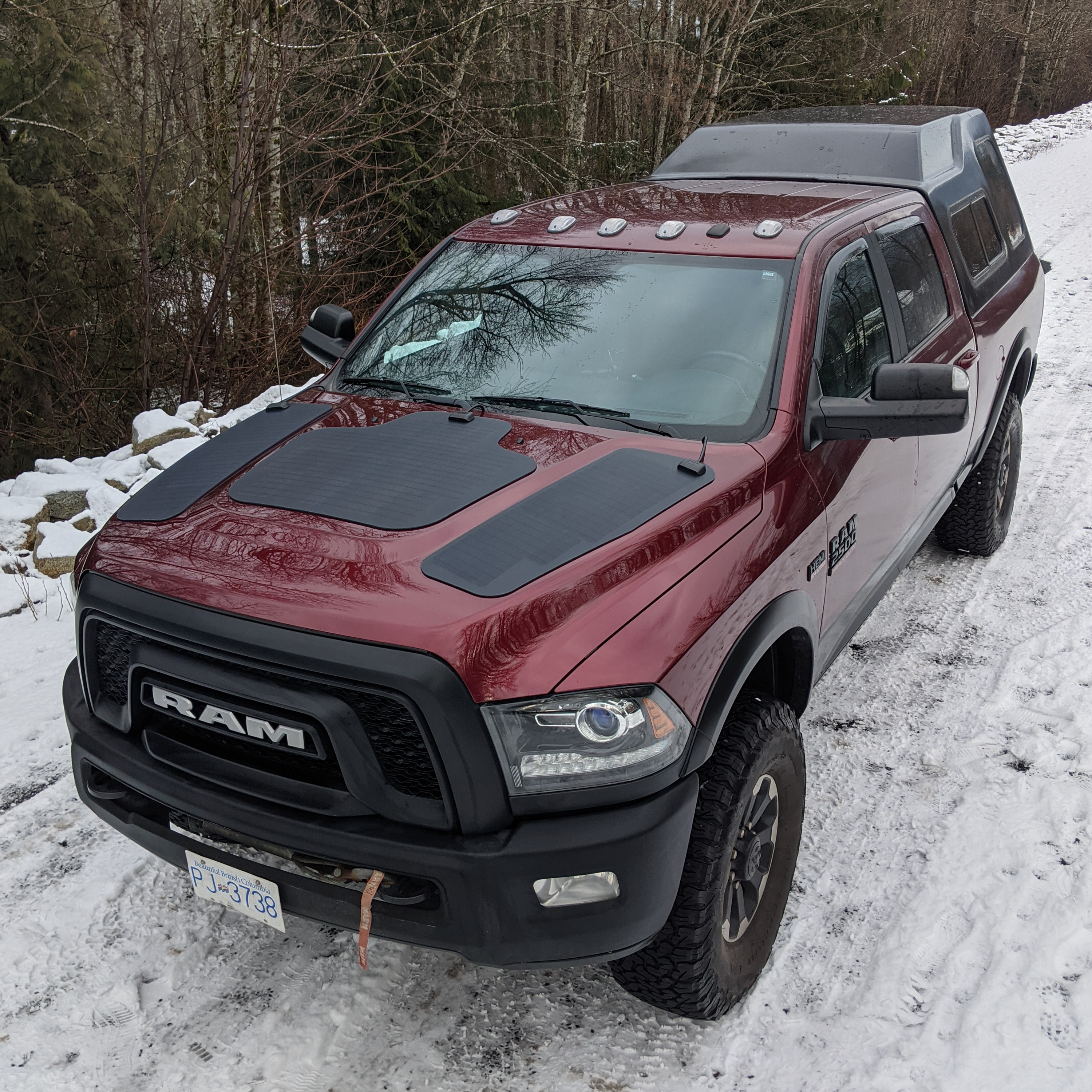 CASCADIA 4X4 | Ram HD 4th Gen 2010-2018 VSS System 35 Watt Hood Solar Panel triple
