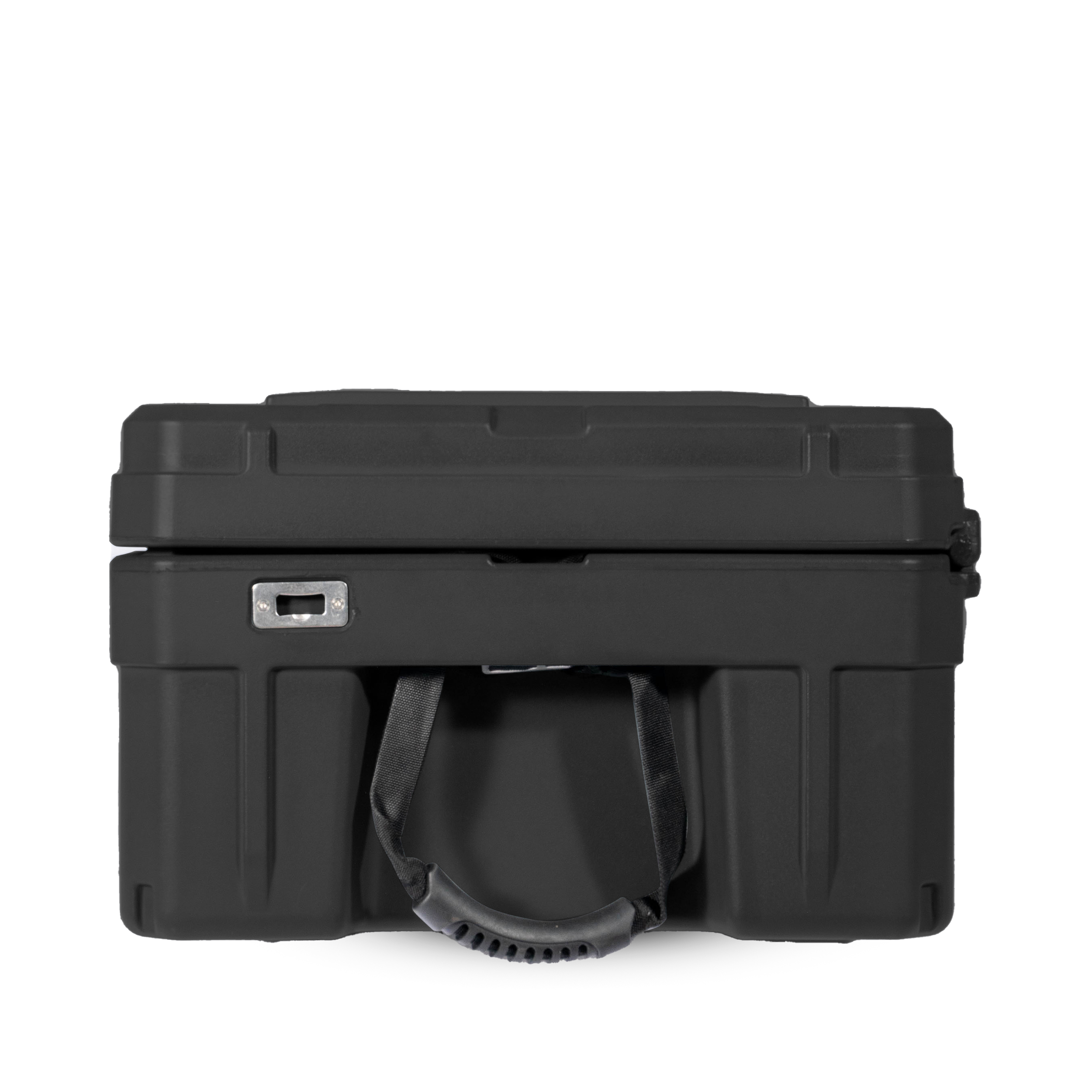 ROAM ADVENTURE | 128L Rolling Rugged Case