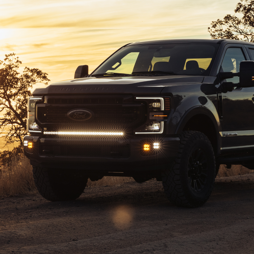HERETIC STUDIO | Ford F-350 & 250 2020-Current 40" Curved LED Bumper Light Bar