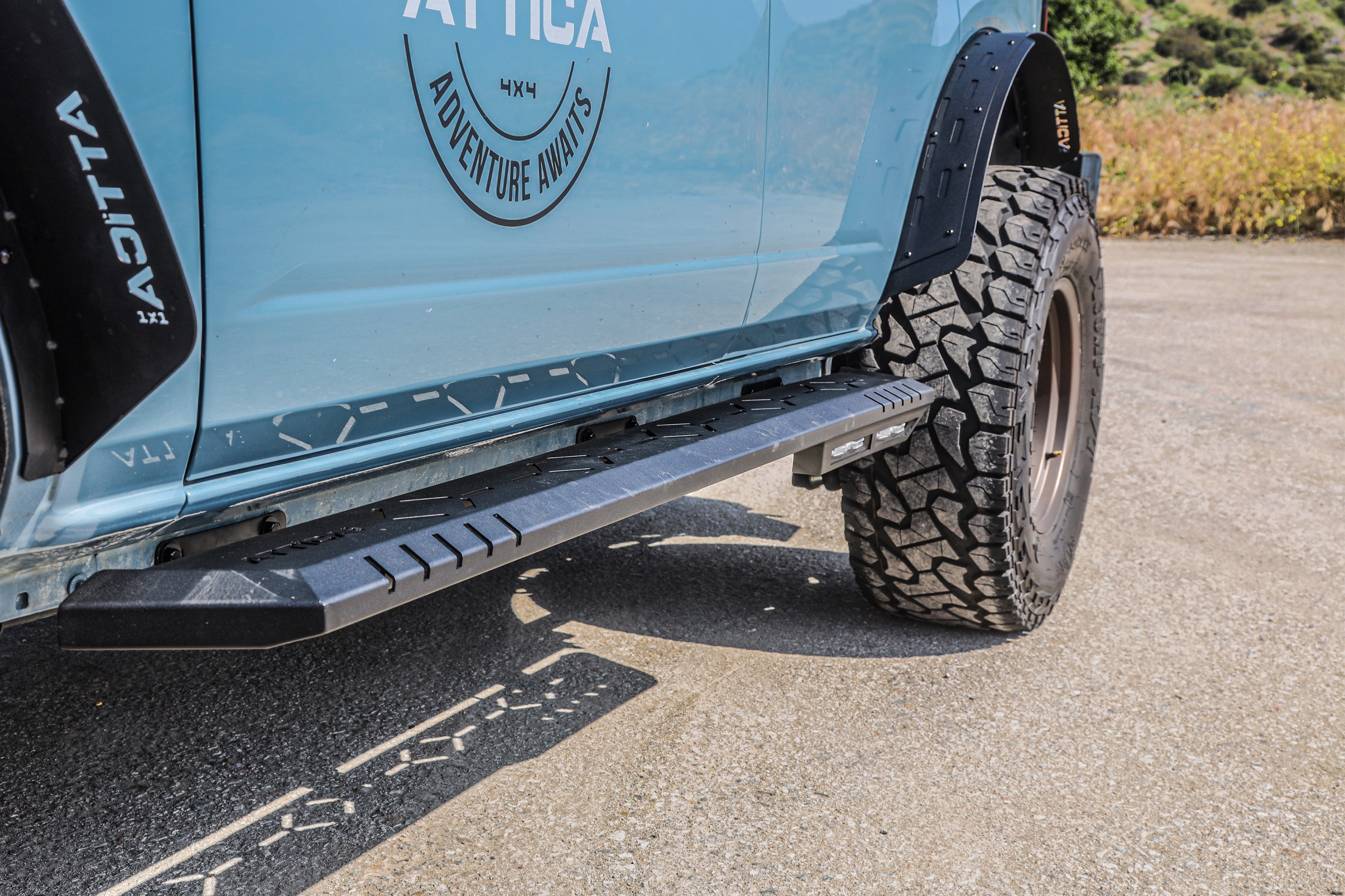 ATTICA 4x4 | Ford Bronco (2021-2025) Frontier Series Side Steps (ATTFB01C103-BX)