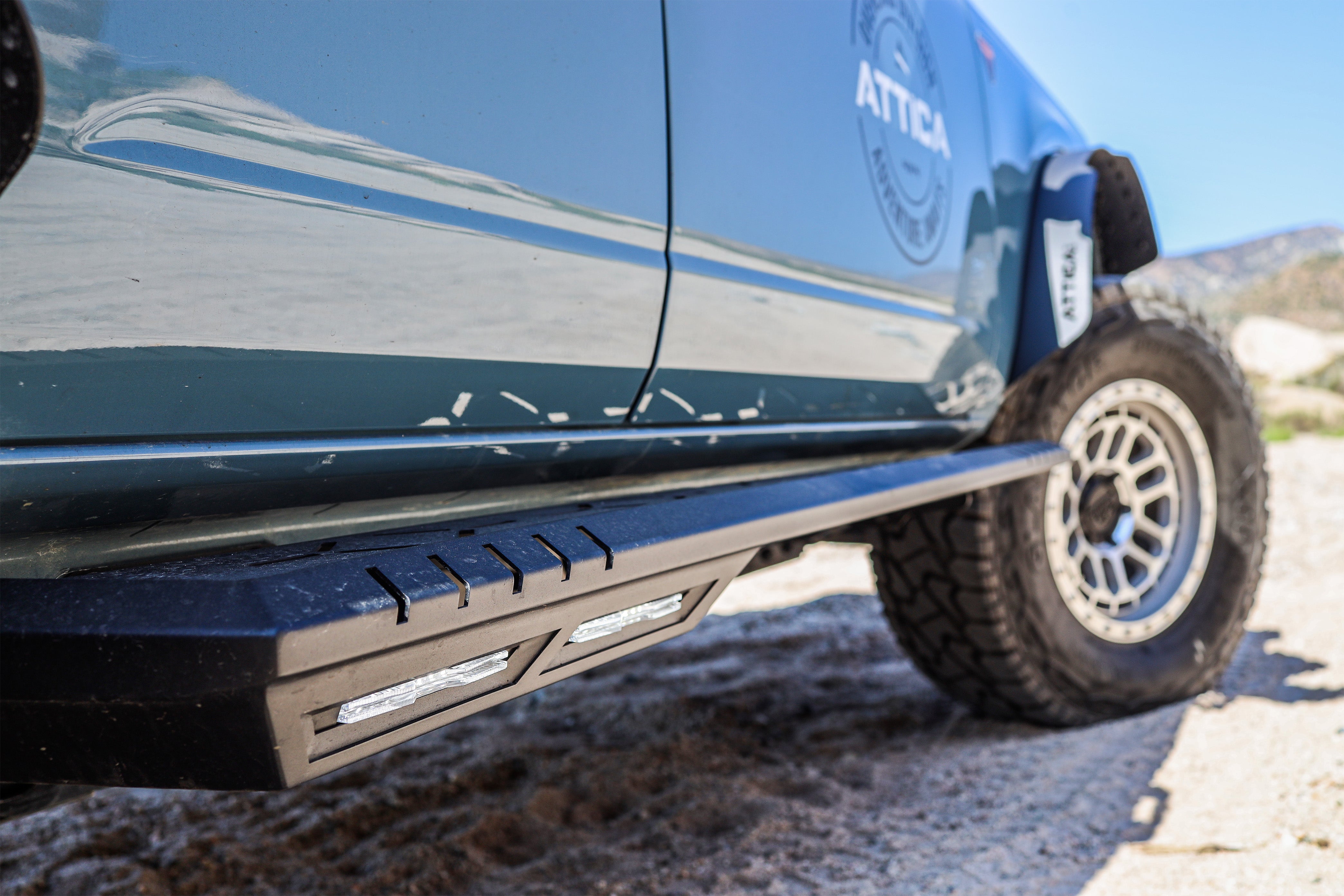 ATTICA 4x4 | Ford Bronco (2021-2025) Frontier Series Side Steps (ATTFB01C103-BX)