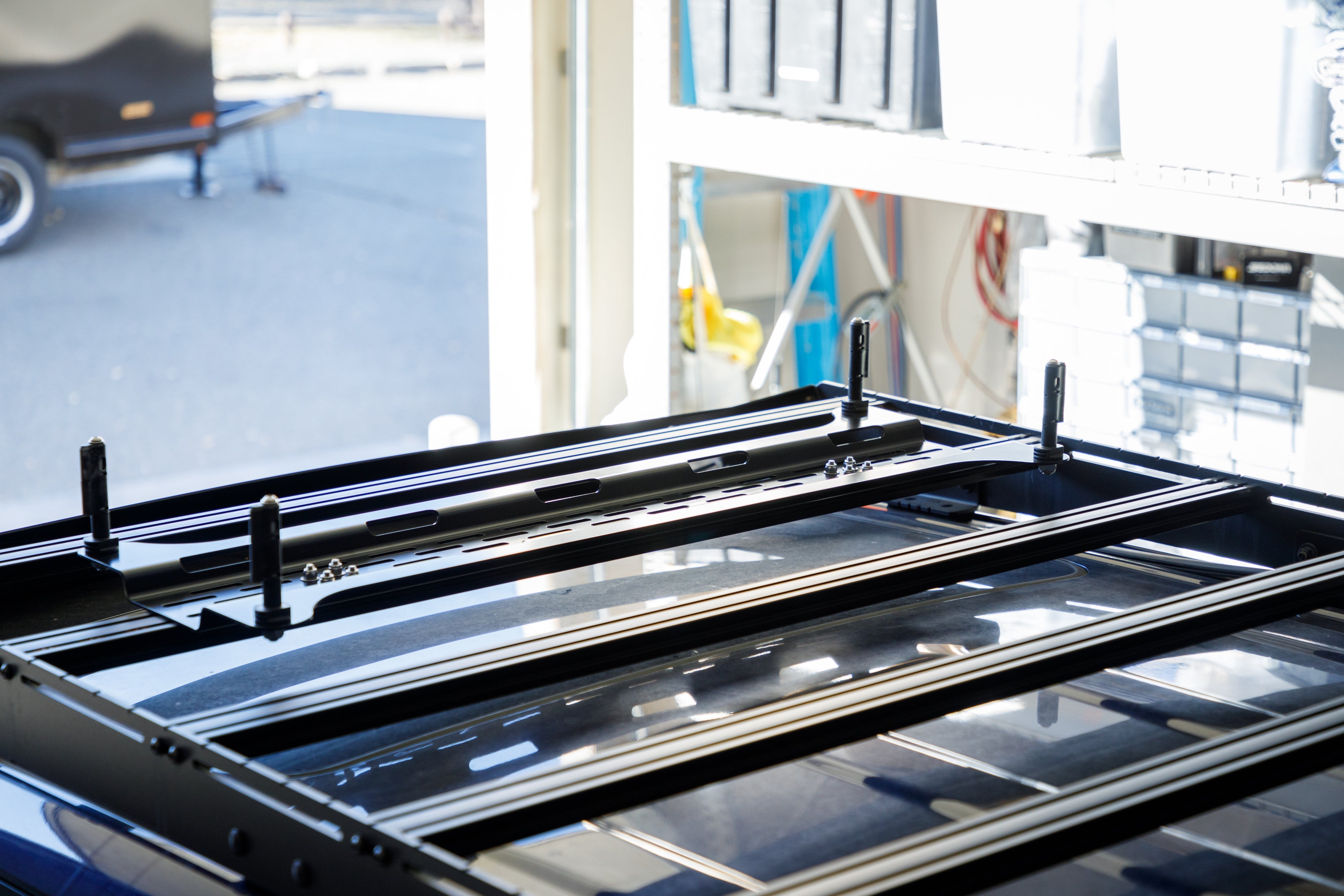 OVERLAND KITTED | Universal Mounting Plate