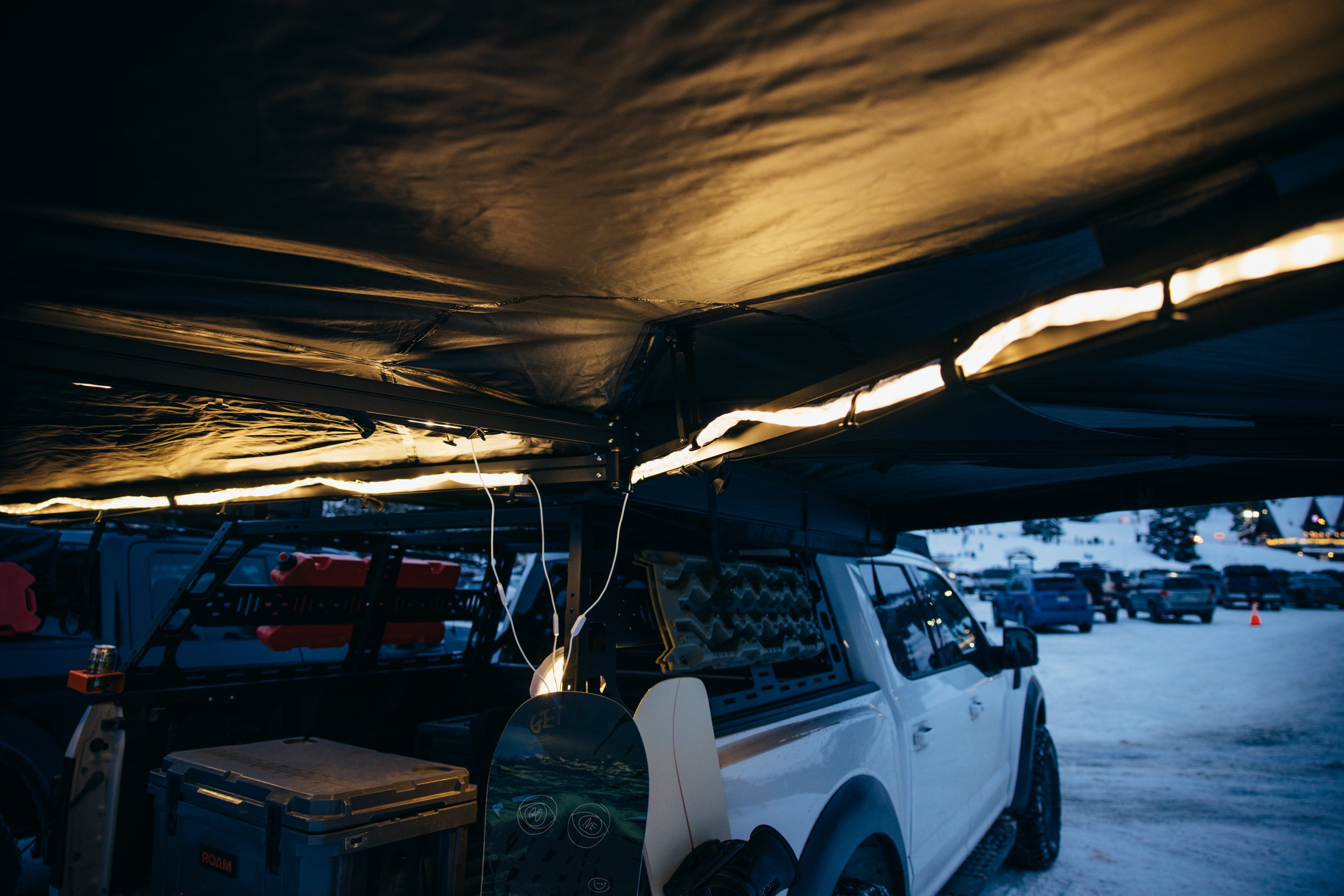 ROAM ADVENTURE | LED Track Light