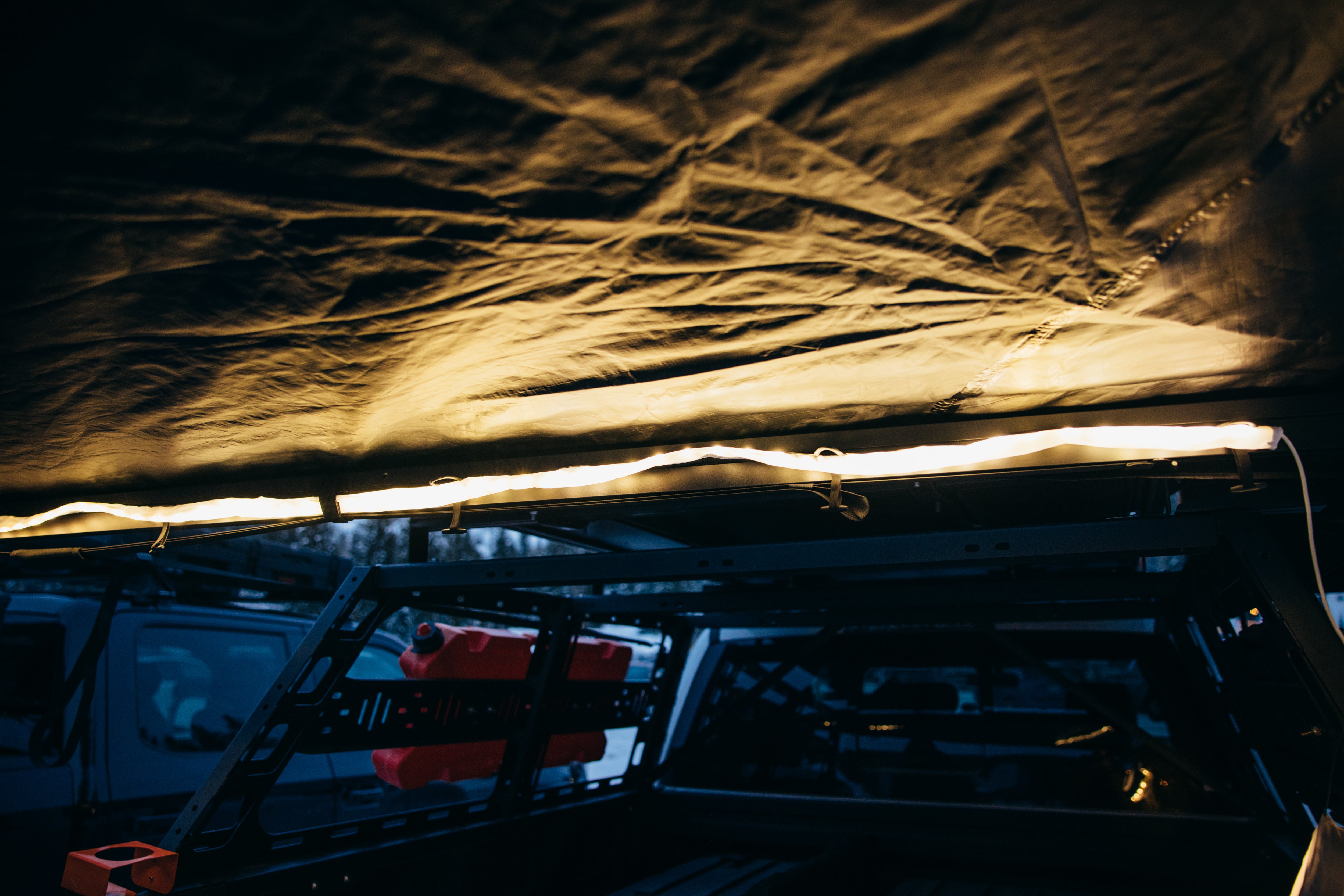 ROAM ADVENTURE | LED Track Light