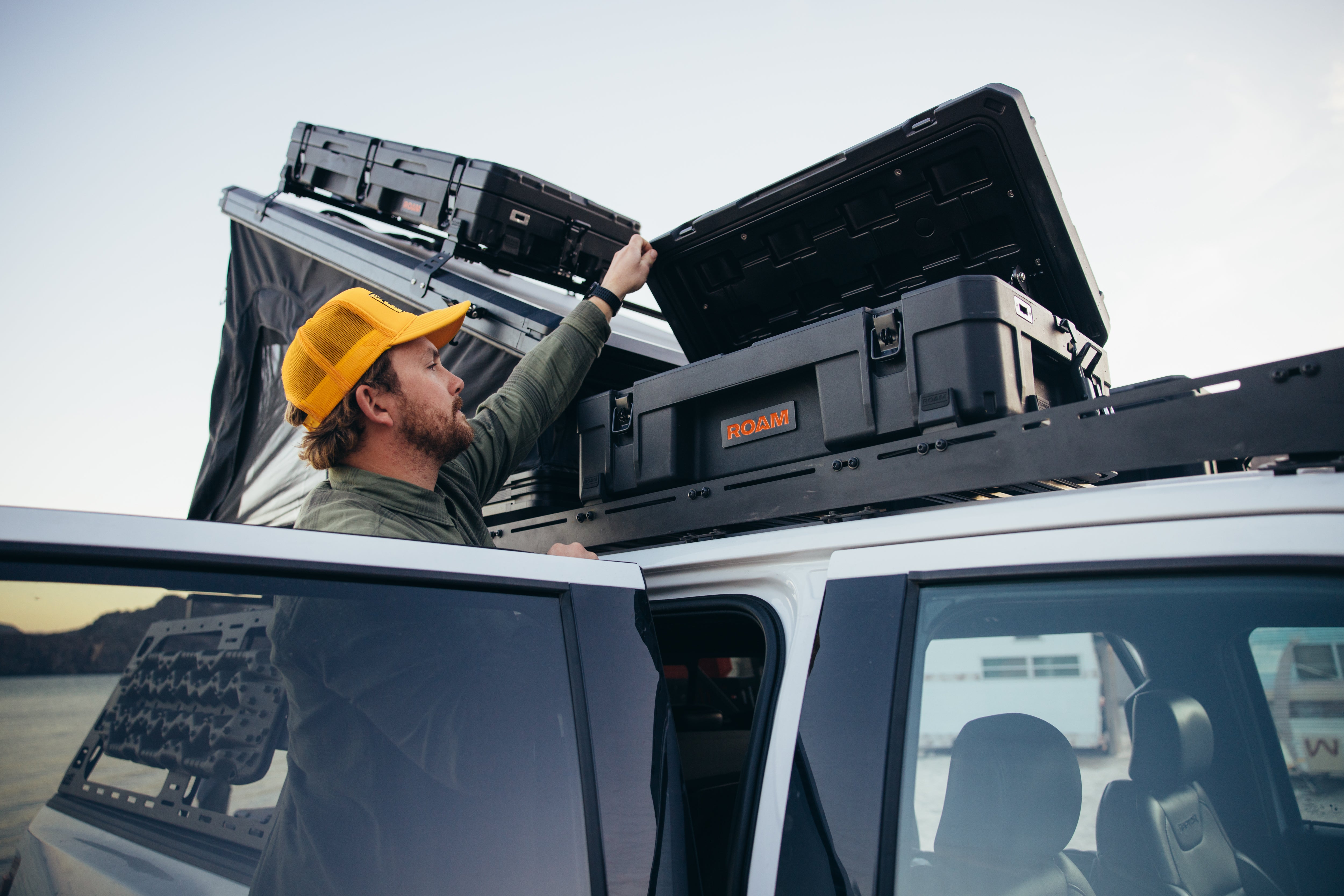 ROAM ADVENTURE | 66L Rugged Mounts