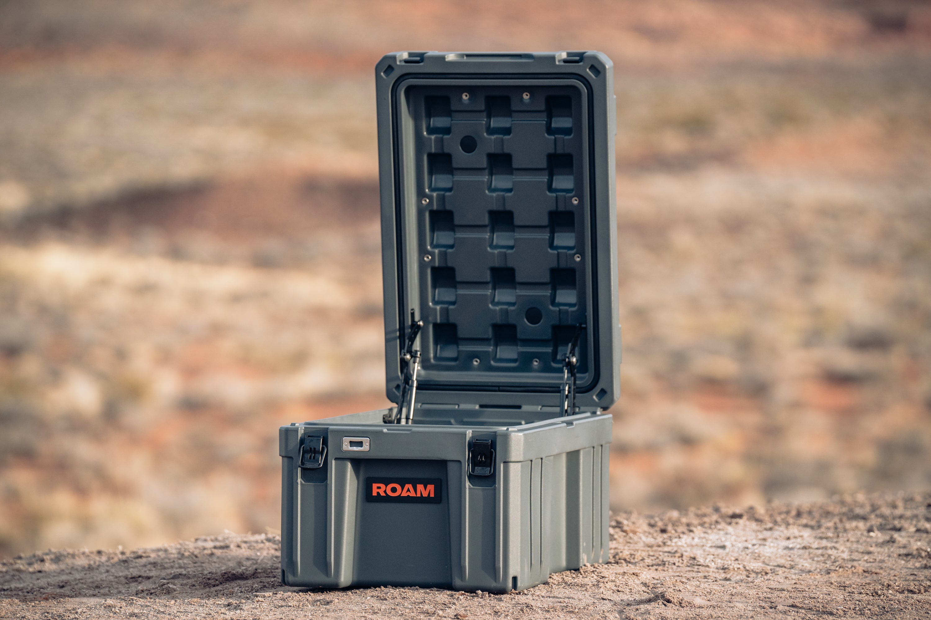 ROAM ADVENTURE | 86L Rugged Case