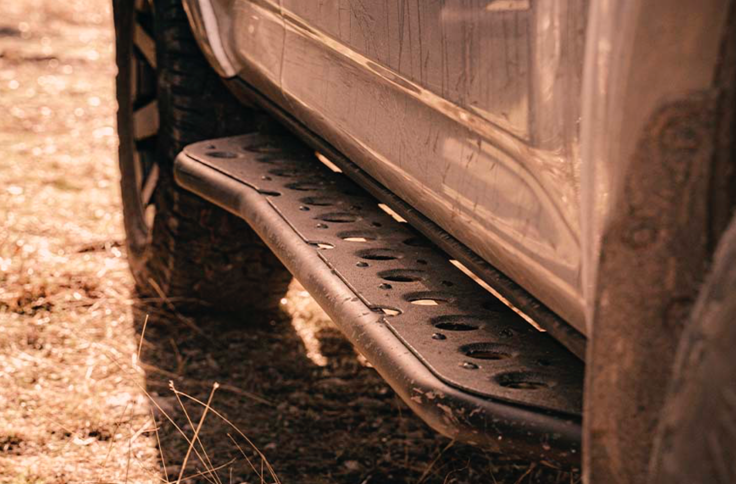 CALI RAISED | Tacoma 3rd & 2nd Gen 2005-2023 Step Edition Rock Slider