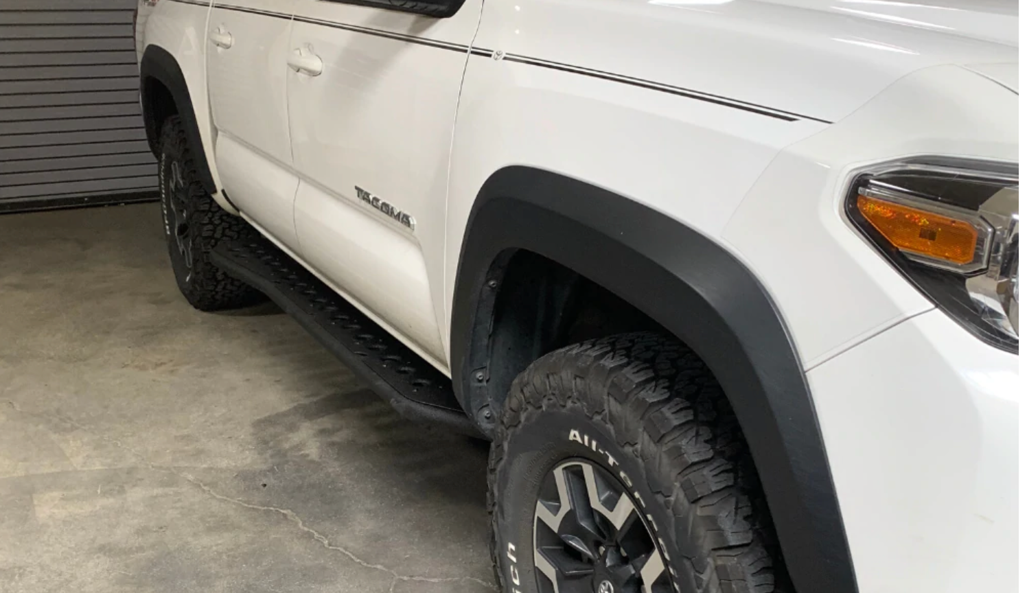 CALI RAISED | Tacoma 3rd & 2nd Gen 2005-2023 Step Edition Rock Slider