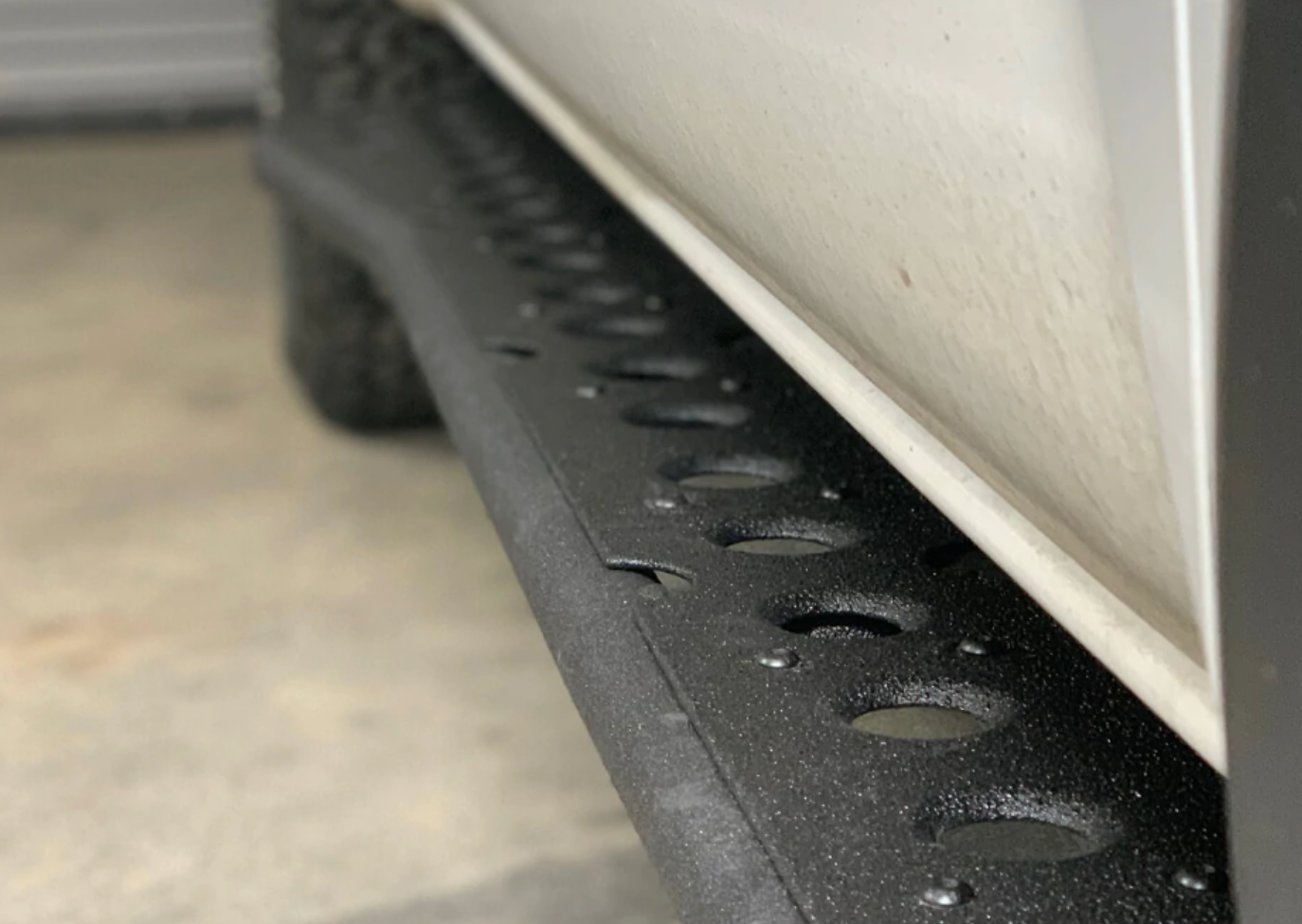 CALI RAISED | Tacoma 3rd & 2nd Gen 2005-2023 Step Edition Rock Slider