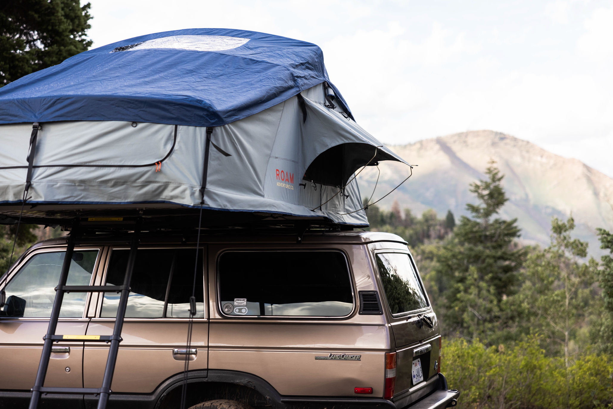 ROAM ADVENTURE | The Vagabond XL Rooftop Tent