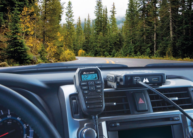 Top 5: Why You Need a Walkie-Talkie On Your Next Trip