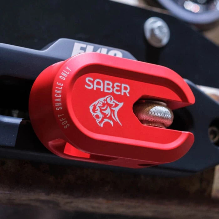 SABER OFFROAD | Alloy Winch Shackle Short (SBR-AWSSCBLK)