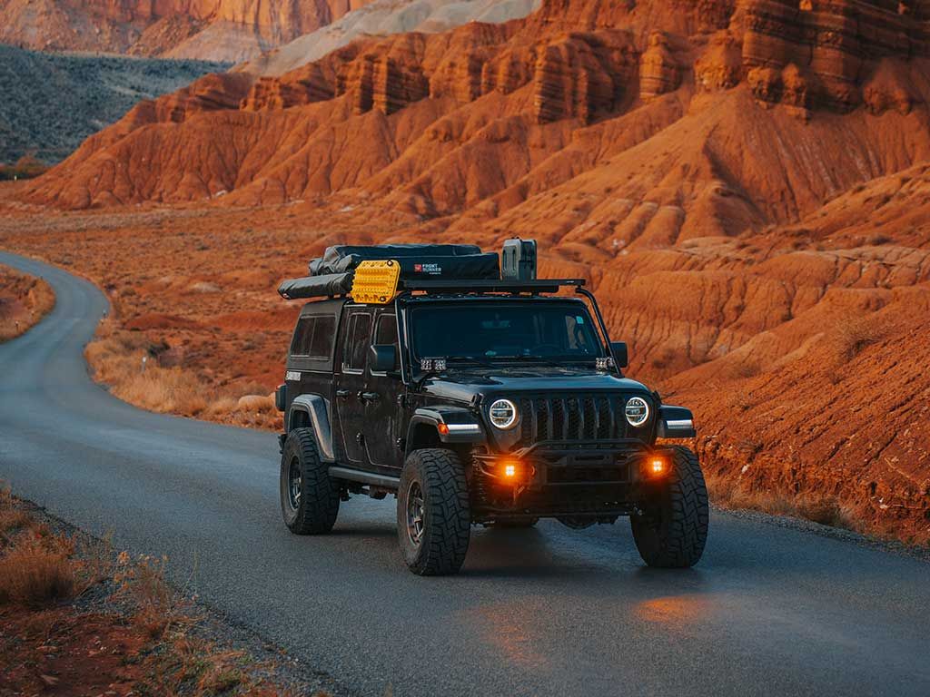 FRONT RUNNER | Jeep Gladiator JT 2019-Current Extreme Slimline II Roof Rack Kit (KRJG005T)