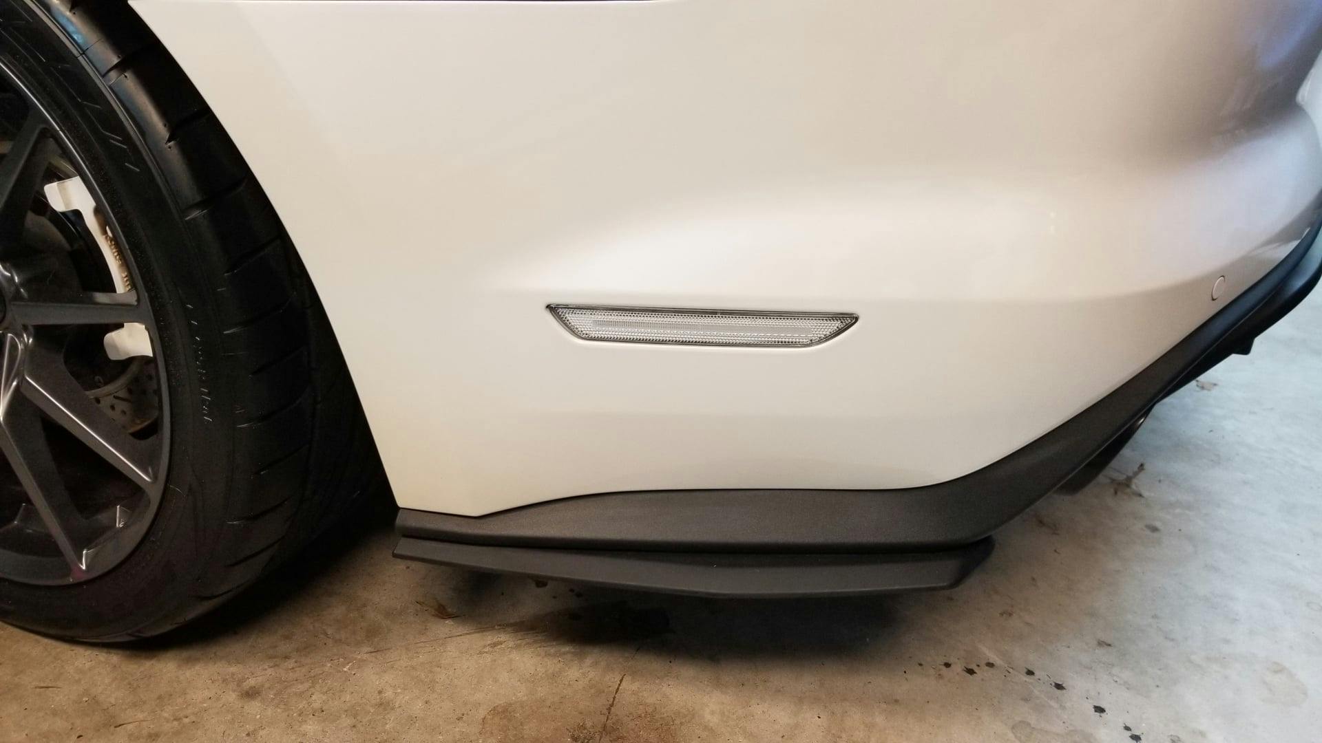 DIODE DYNAMICS | Ford Mustang 2015-2023 LED Sidemarkers (Pair)
