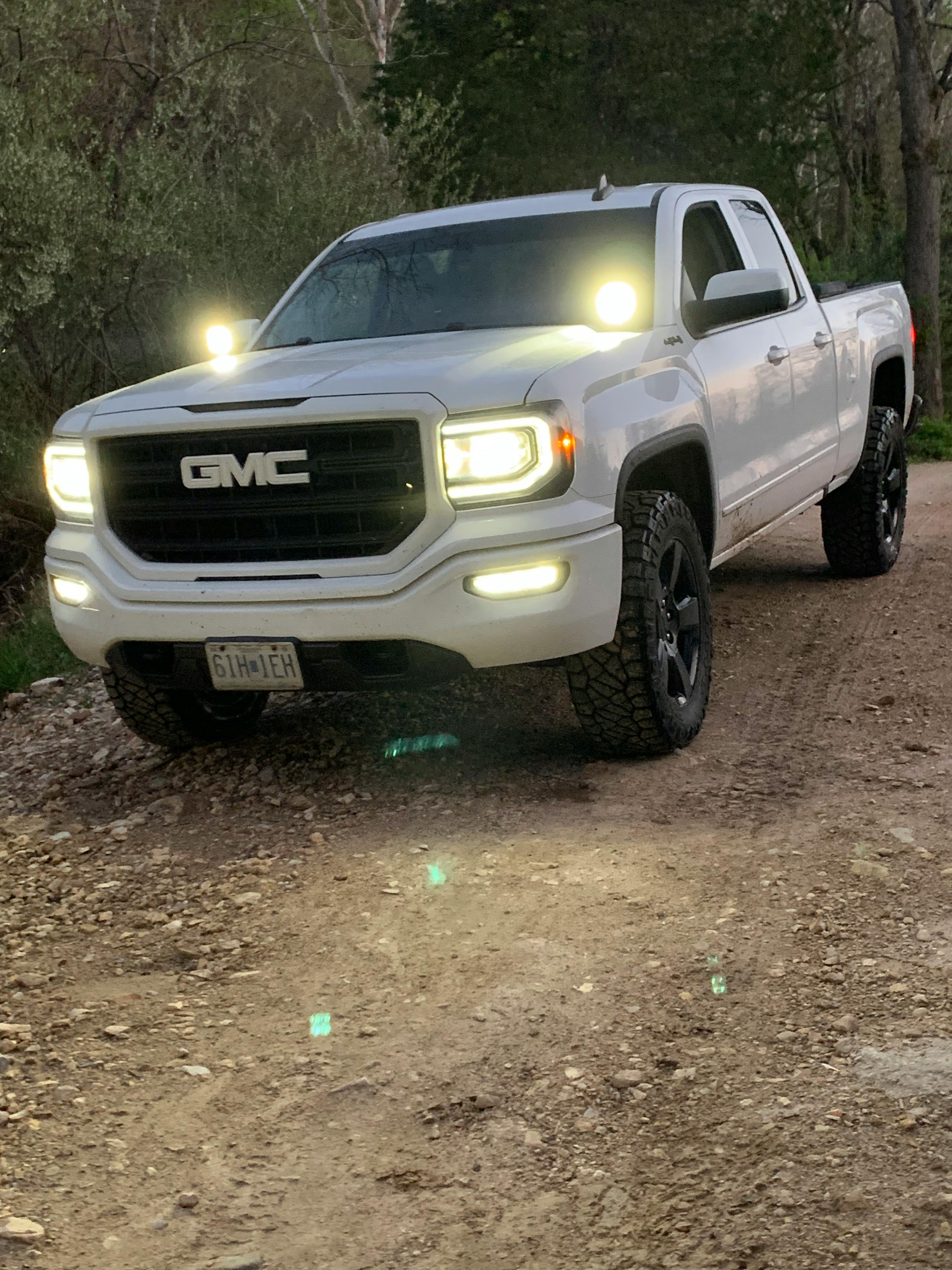 DIODE DYNAMICS | GMC Sierra 1500 2014-2019 Stage Series Backlit Ditch Light Kit